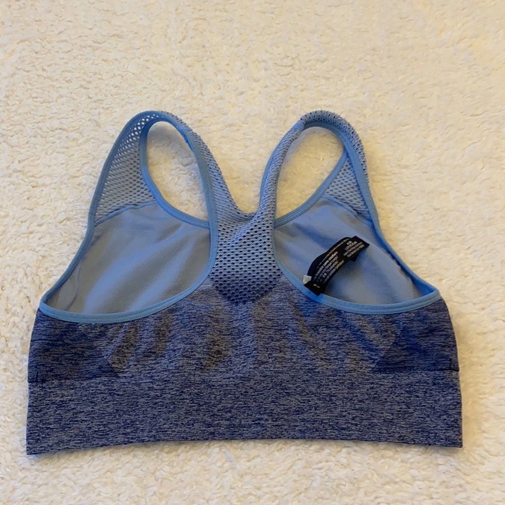 Pink Victoria’s Secret seamless lightly lined bra size medium - Picture 3 of 7